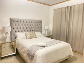 Siena Sun Luxury Apartment 6